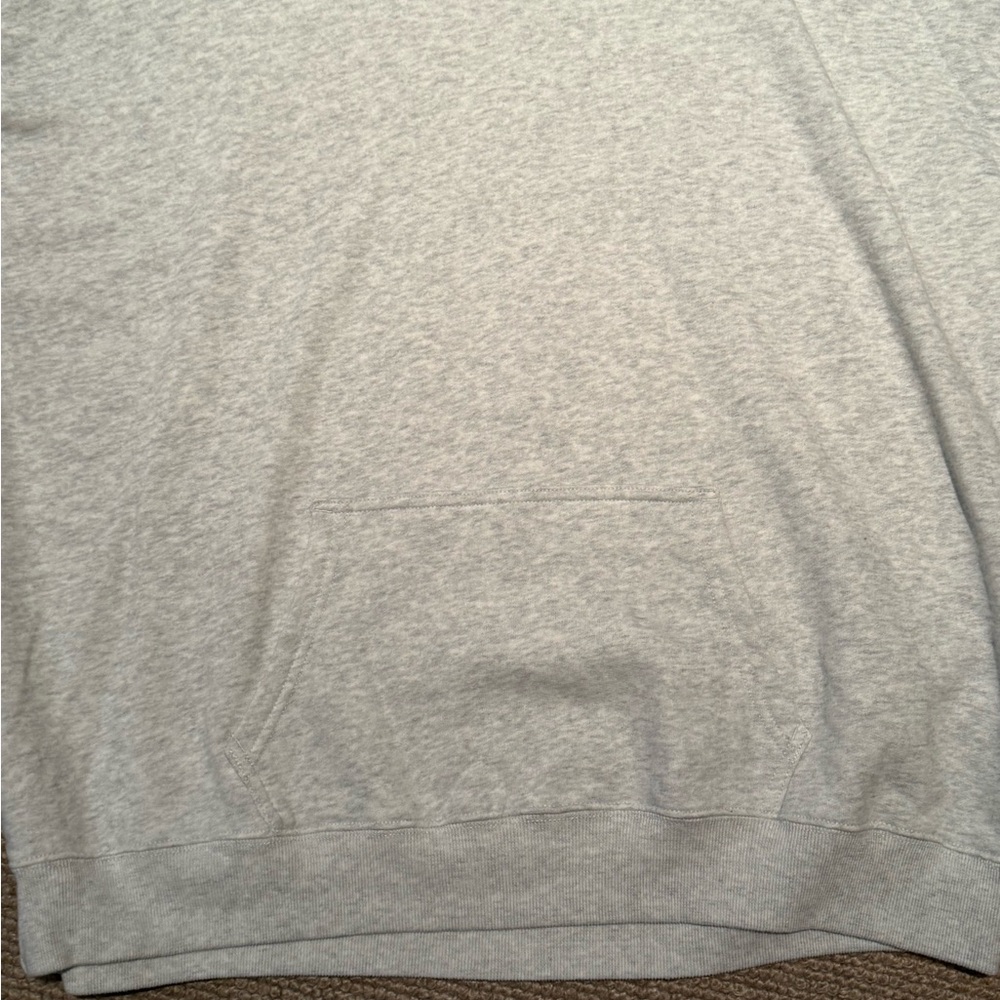 🩶Hollister Light Gray Hoodie🩶 *BRAND NEW* - Picture 2 of 4